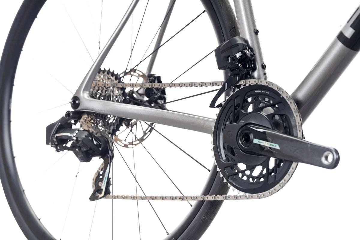 Suncrest Pro close-up of the crankset, chainrings and rear derailleur from the drive side