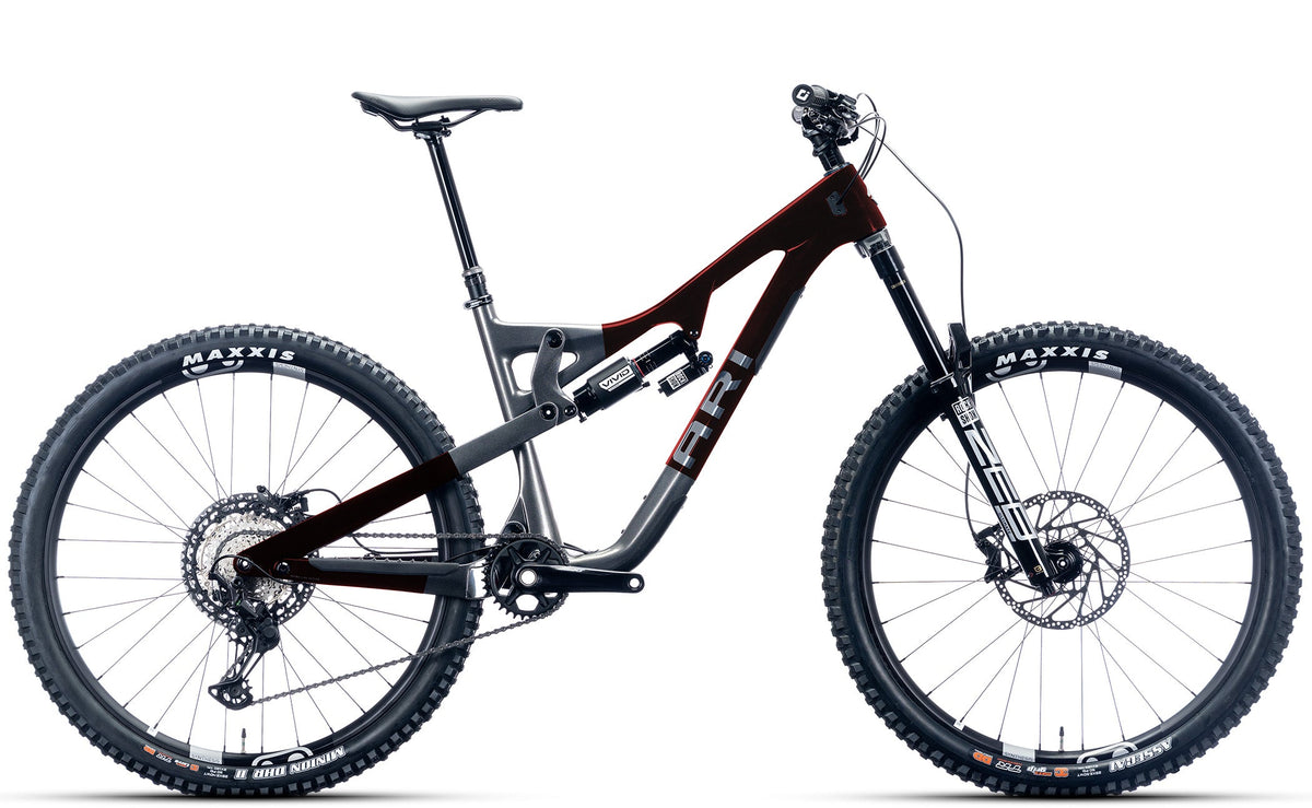 La Sal Peak Elite Charcoal/Clear Red