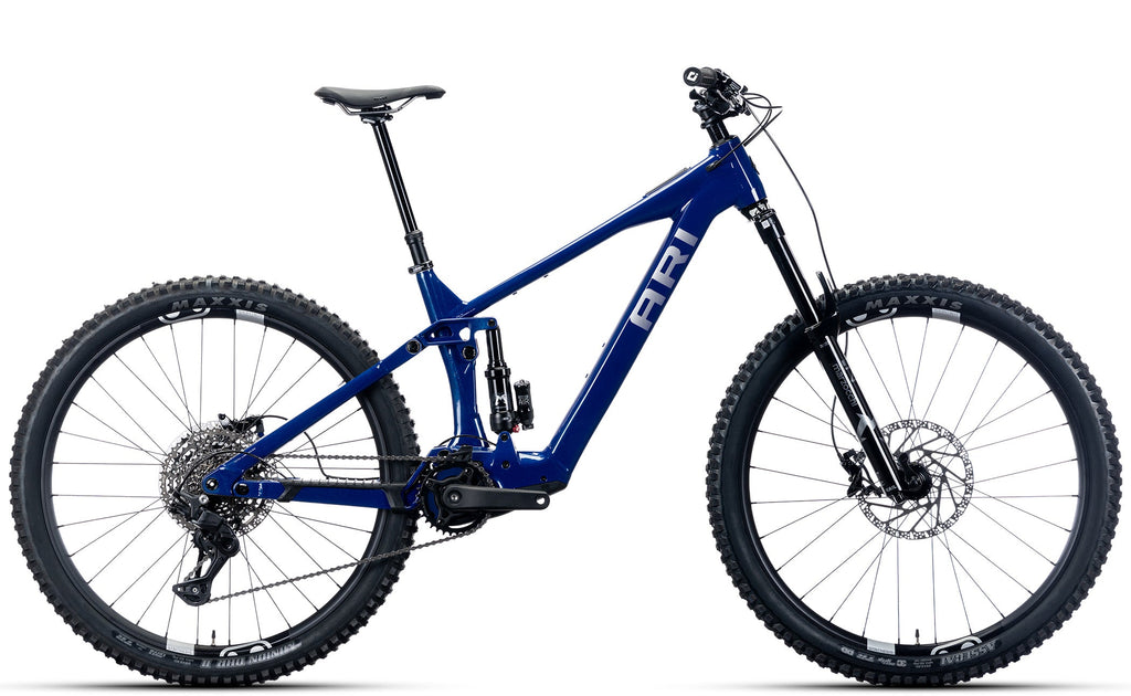 Wire Peak 3.0 Comp electric mountain bike in Blue Metallic, drive-side view
