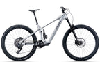 Wire Peak 3.0 Pro electric mountain bike in Liquid Metal silver, drive-side view