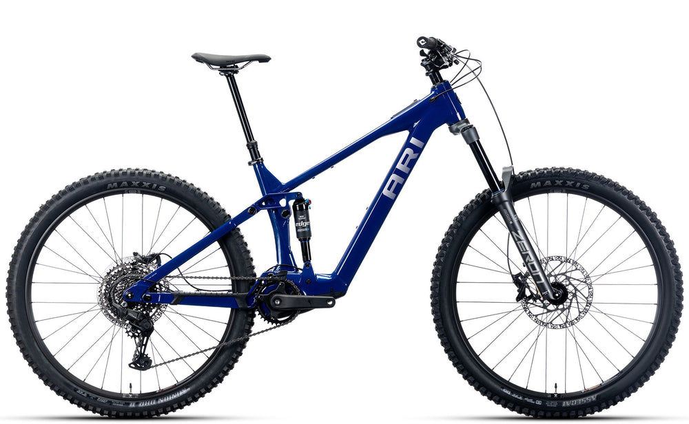 Wire Peak 3.0 Sport electric mountain bike in Blue Metallic, drive-side view