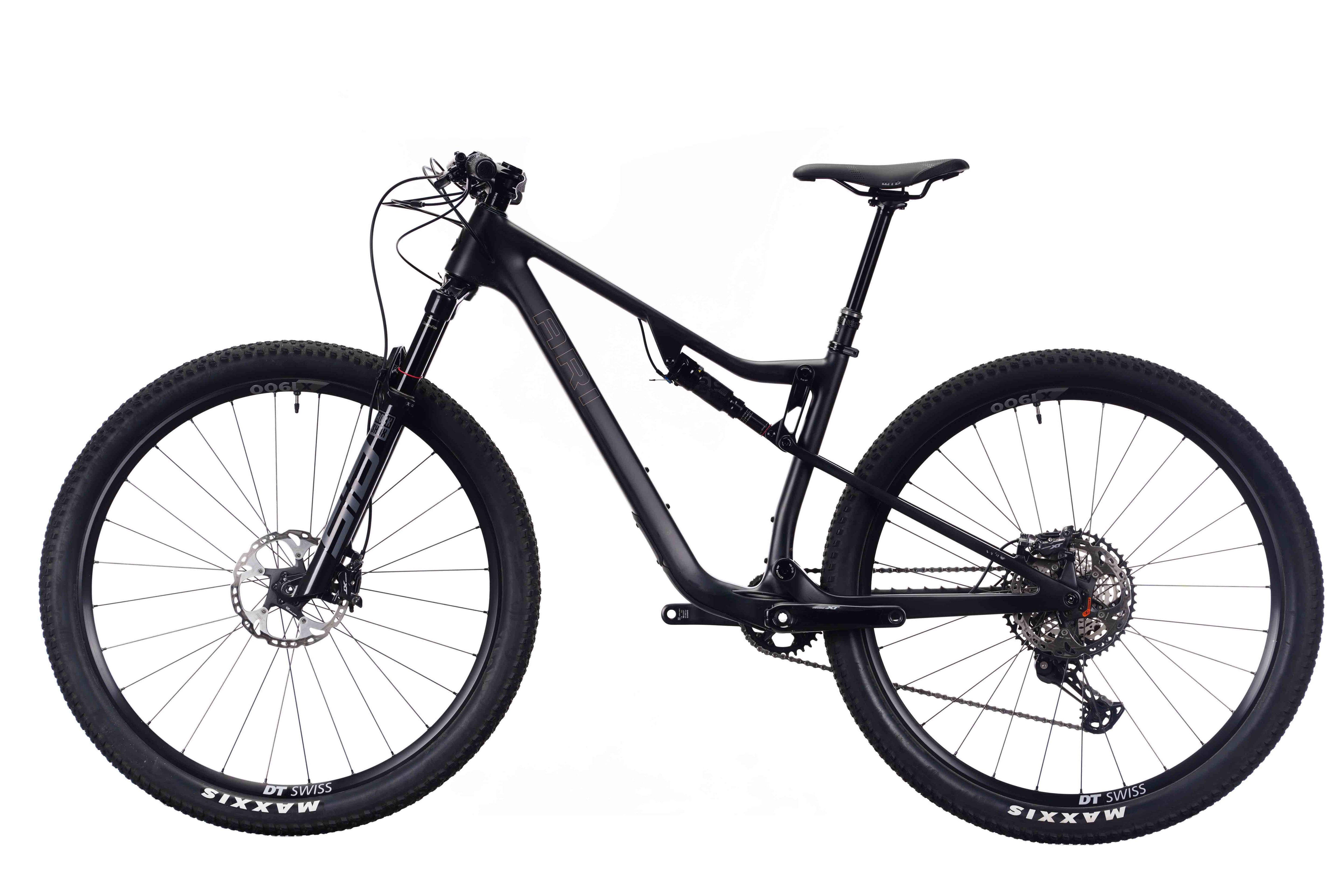 Signal Peak 3.0 Elite (Medium) Raw Carbon Podium Gold Outlet o1149
