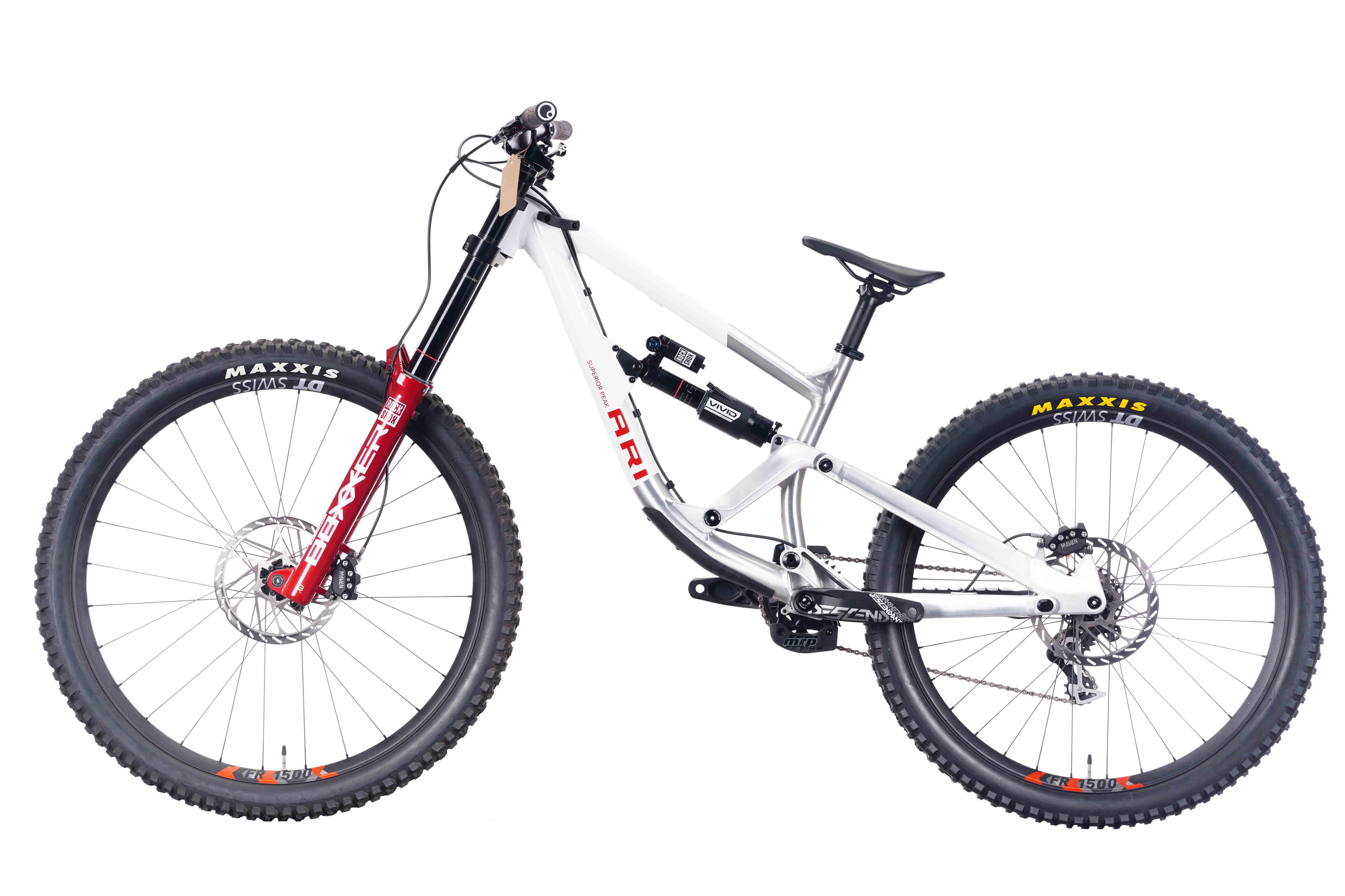 Superior Peak Elite (S1) White Brushed Alloy Outlet o919