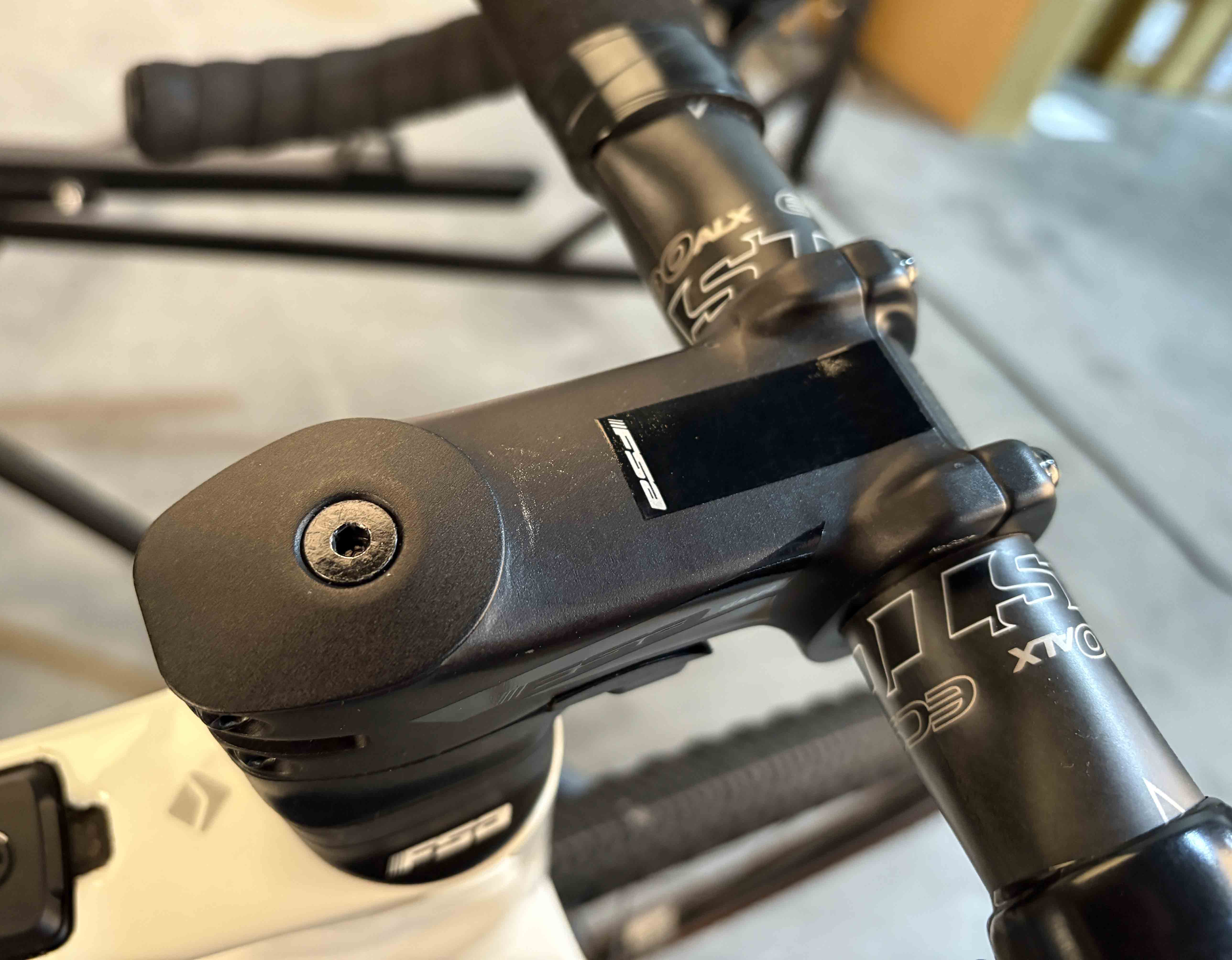 Bonneville Pro (Medium) Cool Grey Aqua Outlet o1140