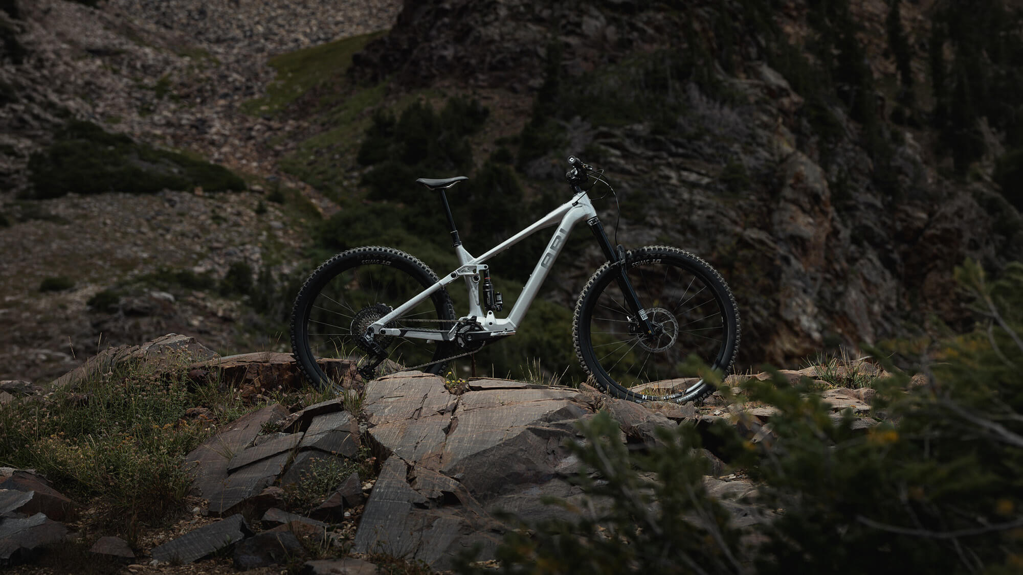 Ari Wire Peak 3.0 | All-Mountain E-Bike | Avinox M2S – Ari Bikes
